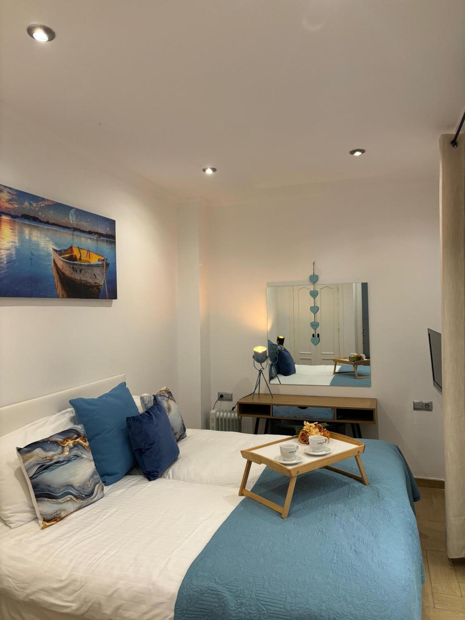 フエンヒロラPort House, Paseo Maritimo,A Un Minuto Playaアパートメント エクステリア 写真