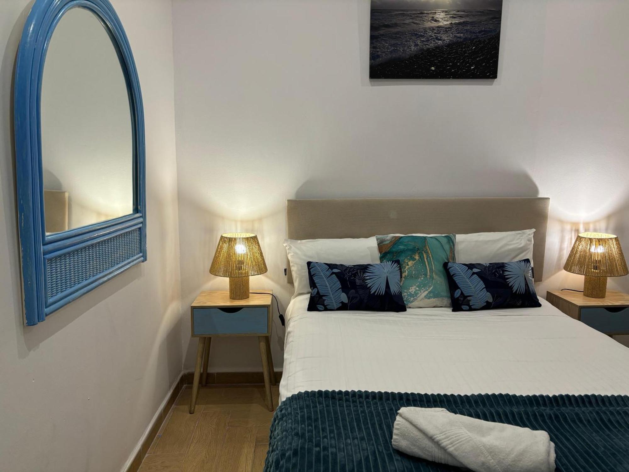 フエンヒロラPort House, Paseo Maritimo,A Un Minuto Playaアパートメント エクステリア 写真