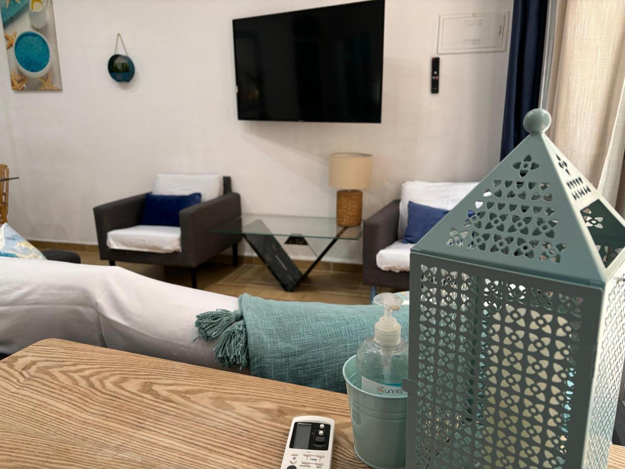 フエンヒロラPort House, Paseo Maritimo,A Un Minuto Playaアパートメント エクステリア 写真